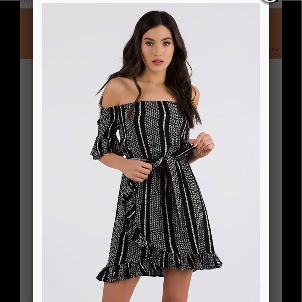 Ruffled Off-Shoulder Dress 💕 - Picture 5 of 8